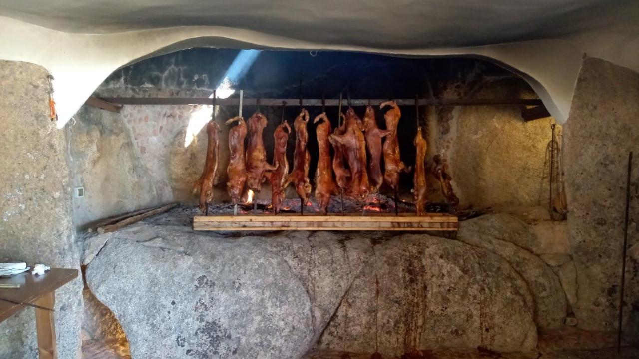 Agriturismo Pausania Villa Tempio Pausania Eksteriør billede